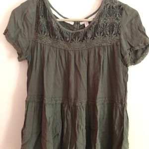 ADORABLE GREEN LACEY TOP
